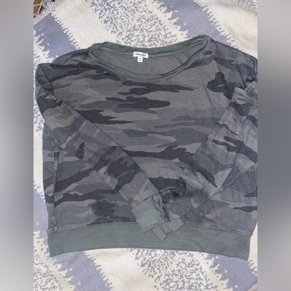 Splendid Olive Green Camo Waffle Knit Long‎ Sleeve Top